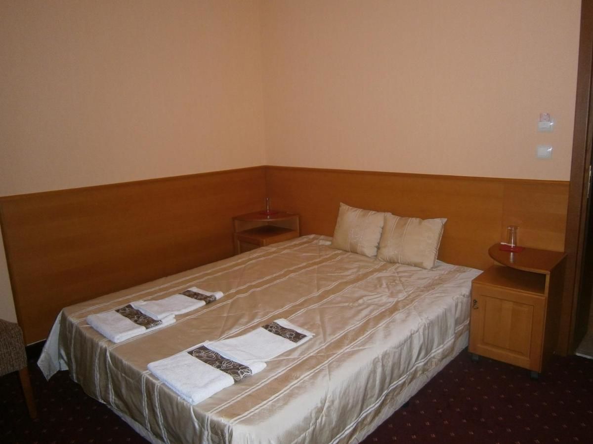 Отель Evia Hotel Берковица-7