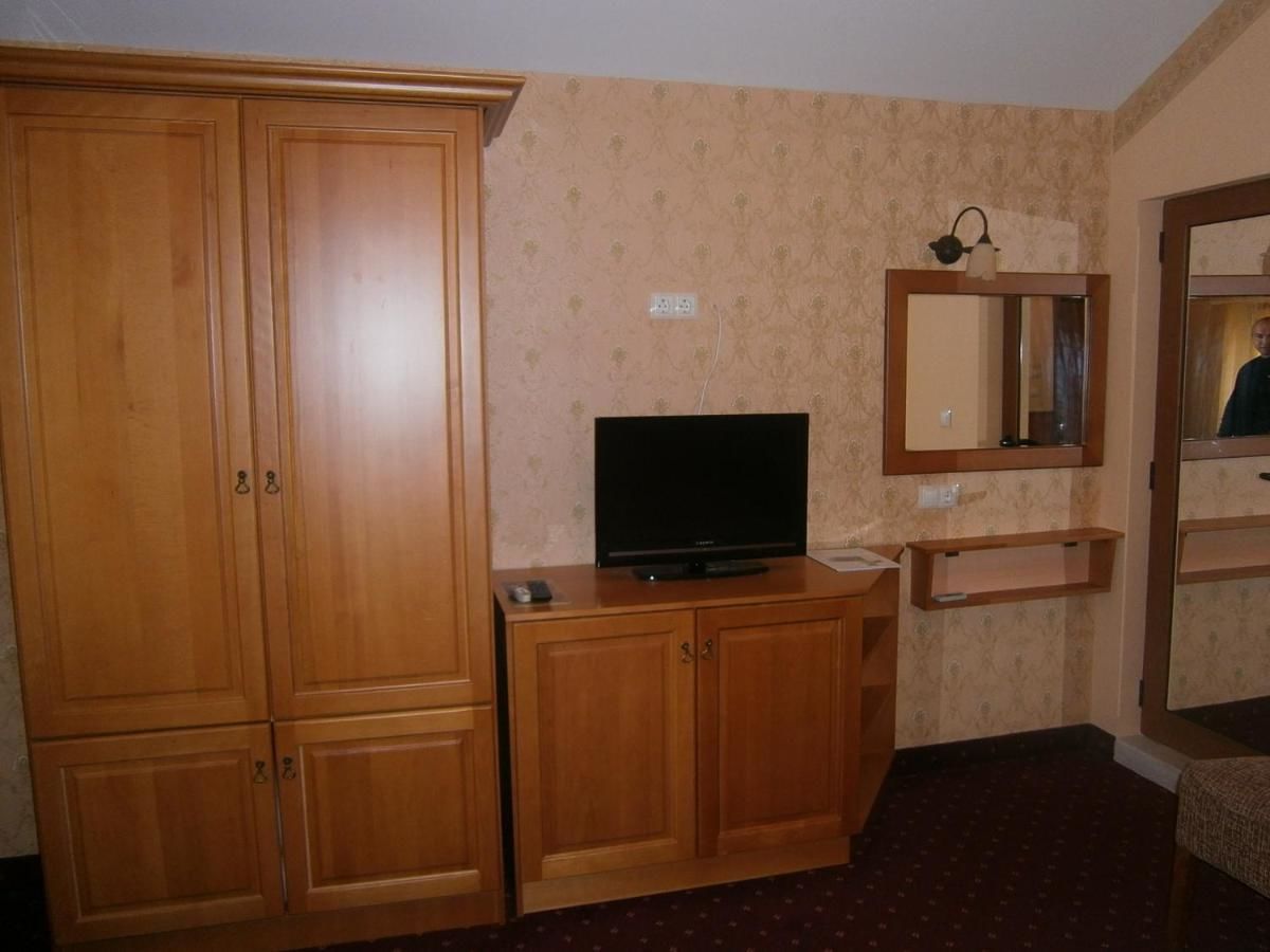 Отель Evia Hotel Берковица